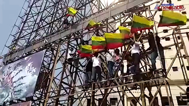 Chennai: Group stages protest in front of Ega Cinemas, demands formation of Cauvery Board