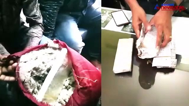 Fake 2000 rupee notes worth 10 Lakhs found at Visakhapatnam Railway station