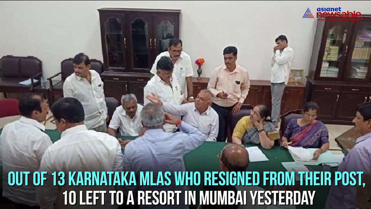 Karnataka MLAs who resigned leave for Mumbai resort; Muniratna decides to stay back