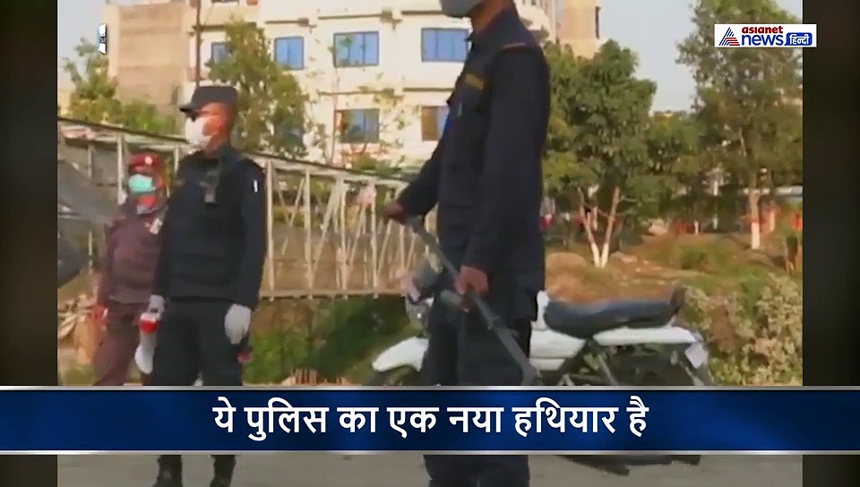 लॉकडाउन: ना लाठी...ना पिटाई...ये पुलिस पकड़ती है और अंधेरे में बंद कर देगी, पानी भी नहीं देती