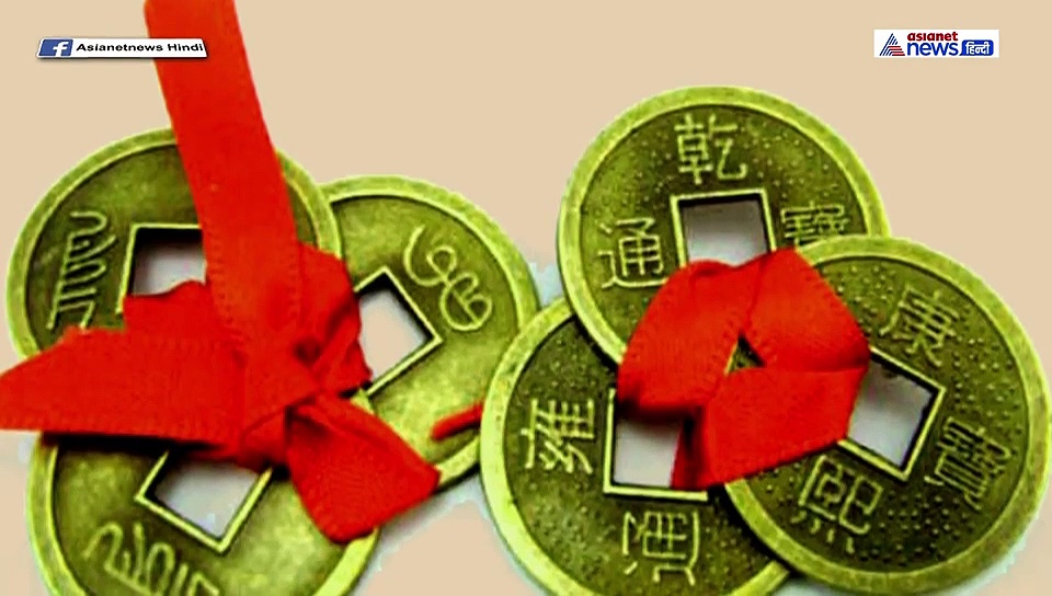 कोरोना वायरस जैसी नकारात्मकता को दूर करने के लिए दरवाजे पर बांधें ये एक चीज