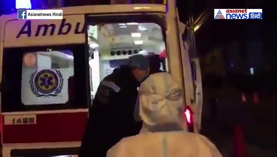 गरम कड़ाही में भून दिए सांप-बिच्छू, फिर सॉस मिलाकर खा गए