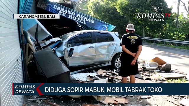 Supir Diduga Mabuk, Mobil Tabrak Toko