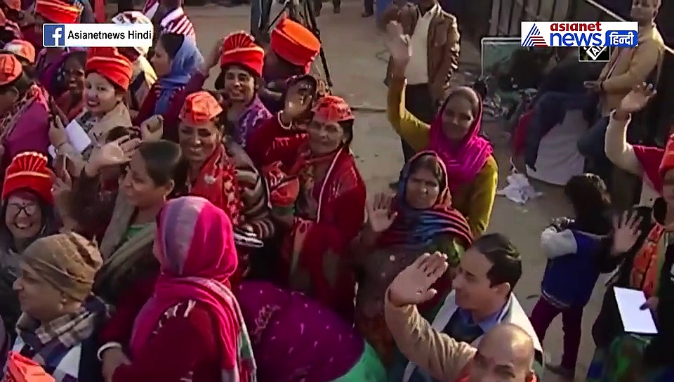 दिल्ली फतह के लिए आप, बीजेपी और कांग्रेस ने किए तमाम वादे...जानें दिल्ली को क्या  मिल रहा है