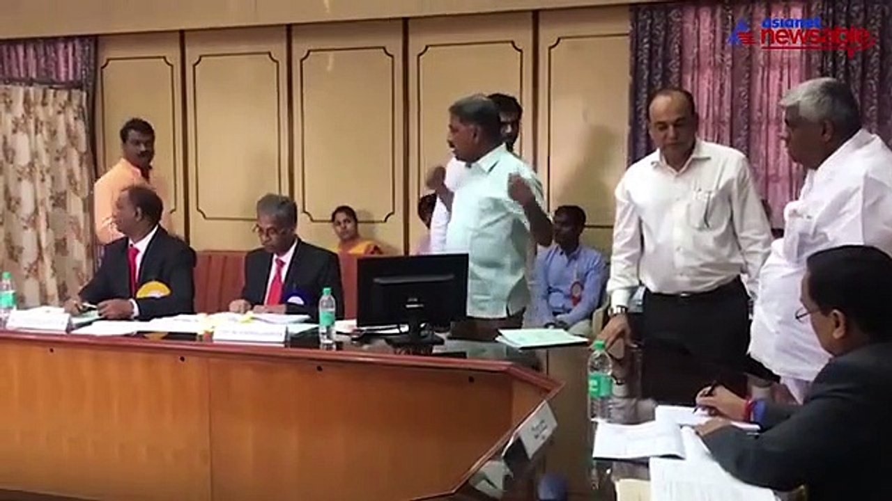 Rajya Sabha Election: JDS candidate Farooq fights with returning officer, alleges favouritism towards Congress [VIDEO]