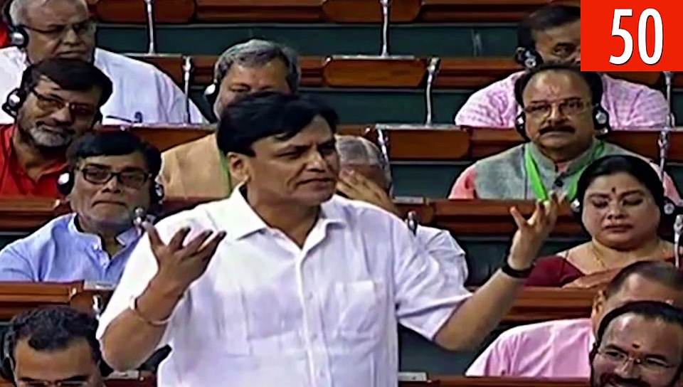 दिल्ली में पीएम नरेंद्र मोदी की रैली से आम आदमी पार्टी के घोषणा पत्र जारी करने तक, देखिए देश दुनिया की बड़ी खबरें 100 सेकेंड्स में