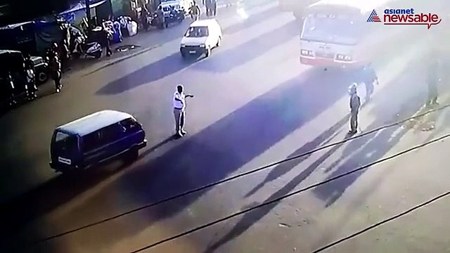 A police man was hit by a car while controlling traffic in Karnataka