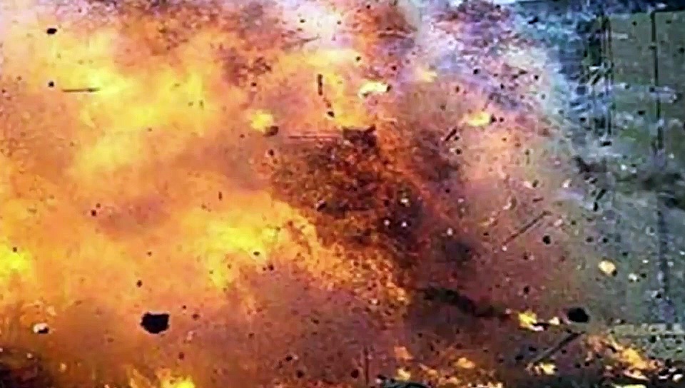 देवेंद्र फडणवीस के इस्तीफे से संविधान दिवस कार्यक्रम तक, देखिए बड़ी खबरें 100 सेकेंड्स में