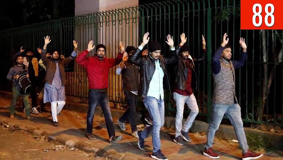 नागरिकता संशोधन कानून को लेकर प्रदर्शन से पाकिस्तान के पूर्व राष्ट्रपति परवेज मुशर्रफ को फांसी की सजा तक, देखिए देश दुनिया की खबरें सिर्फ 100 सेकेंड्स में