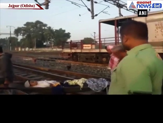 ट्रेन में 3 बेटों को महिला ने दिया जन्म, फिर वो हुआ जिसे सारी उम्र नहीं भूल पाएगी वो मां