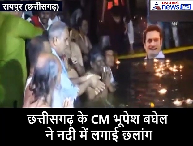 यहां के मुख्यमंत्री ने नदी में लगा दी छलांग, देर तक समर्थकों के साथ तैरते रहे...