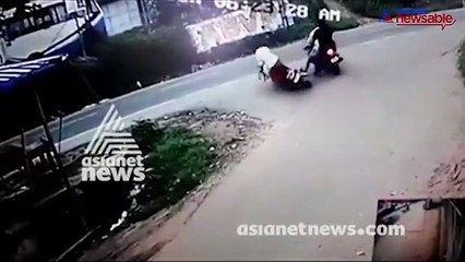 CPM worker attacked by SDPI workers in Kerala