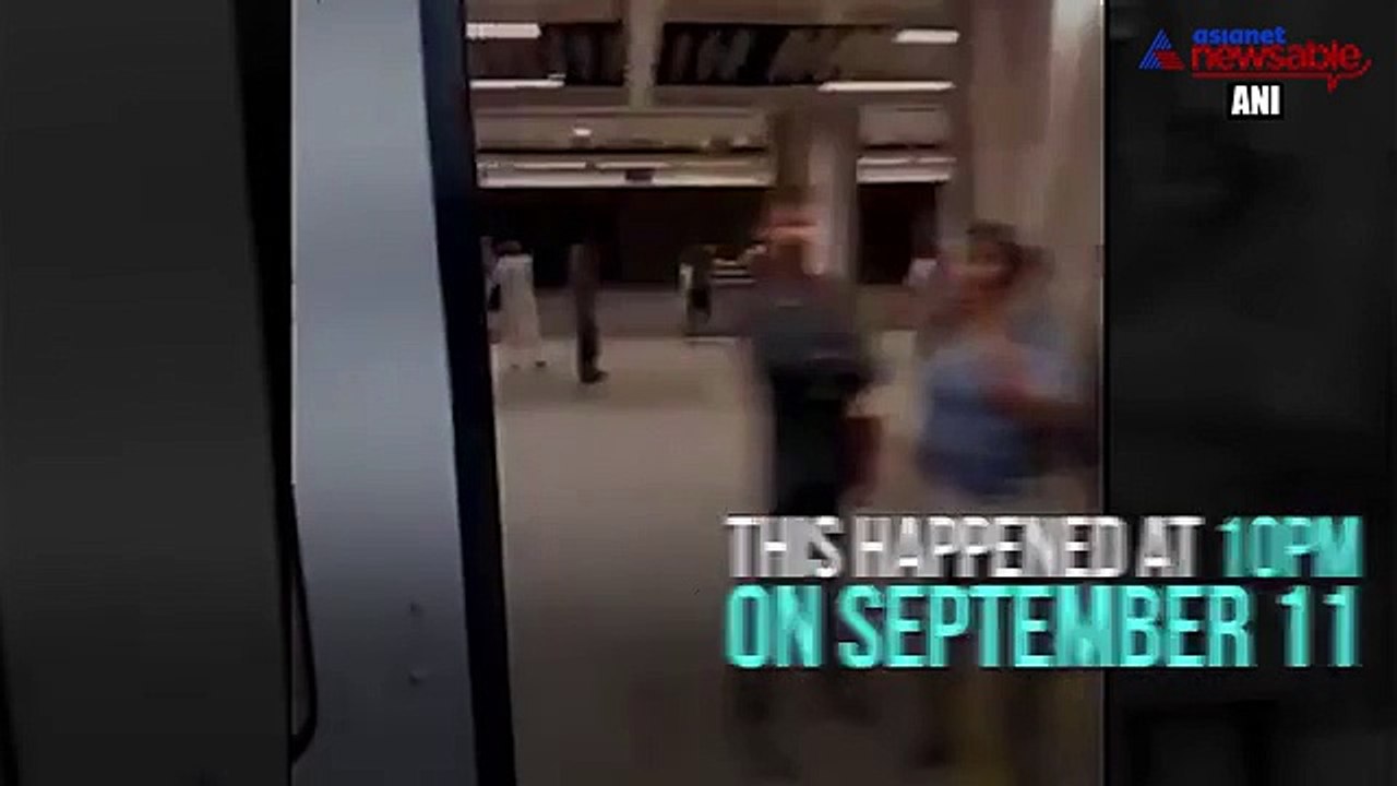 A dangerous travel through metro that speeds with door open