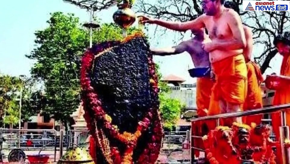 राशि परिवर्तन करने वाले हैं शनिदेव, जानें किन राशि वालों को होगा सबसे ज्यादा फायदा