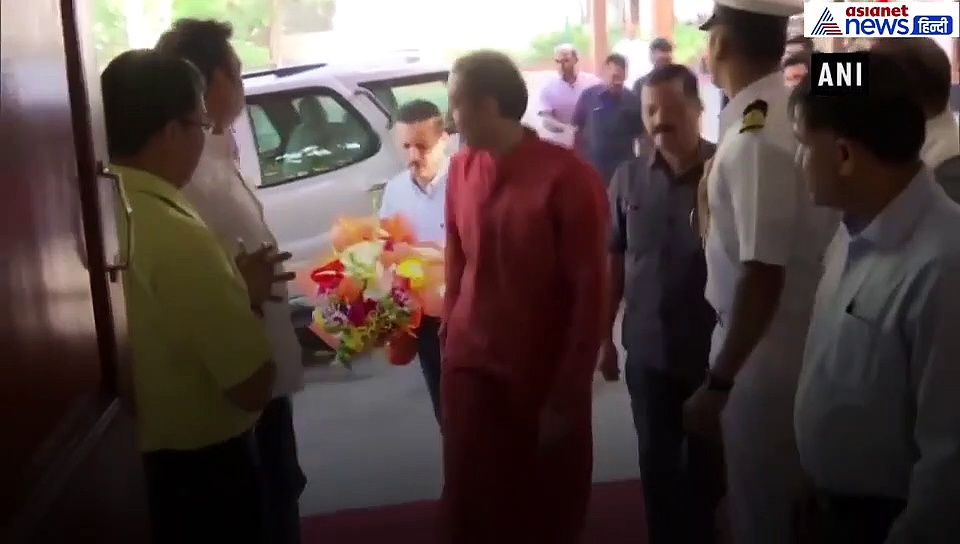 राज्यपाल से मिले उद्धव ठाकरे, कल लेंगे मुख्यमंत्री पद की शपथ