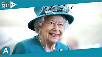 Elizabeth II crée la surprise à Londres dans une tenue solaire