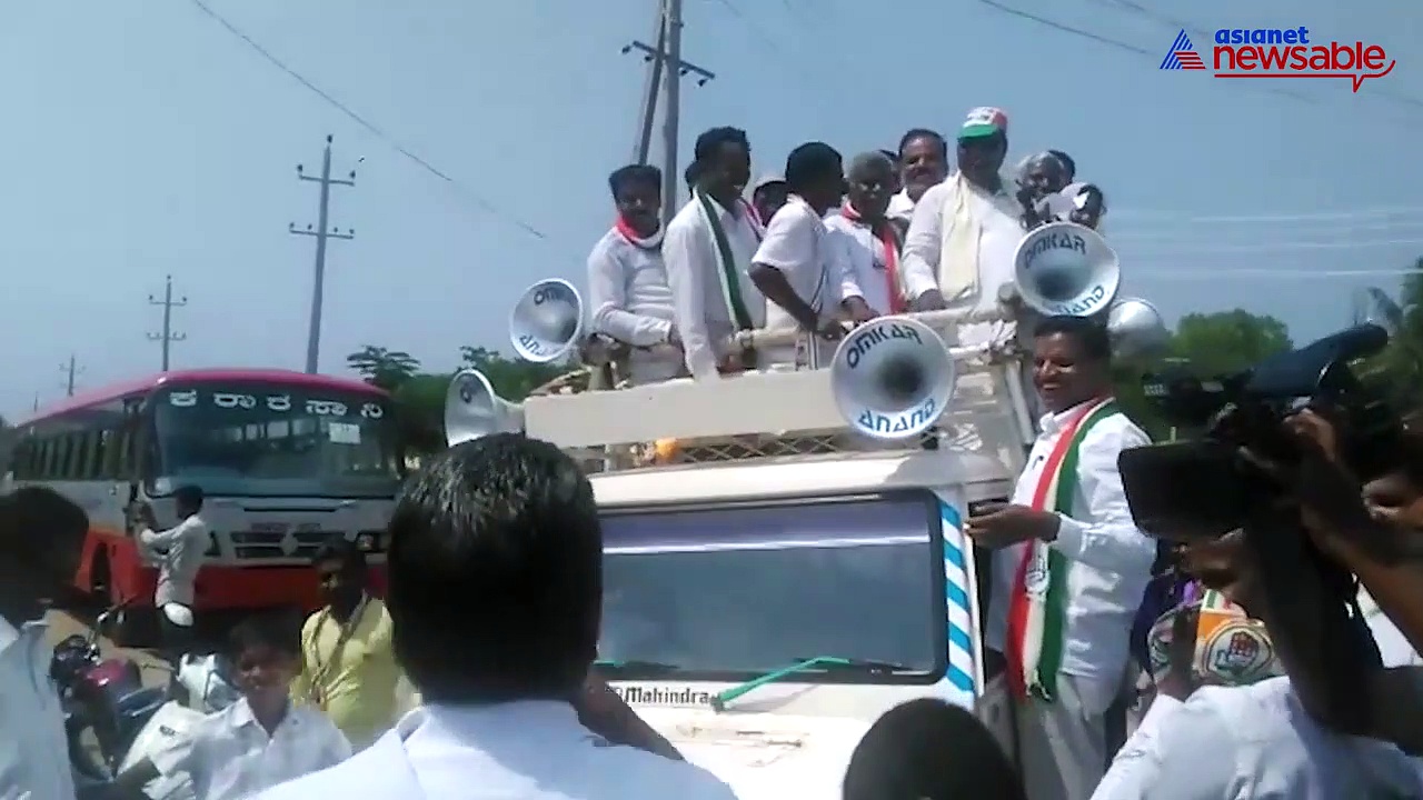 Karnataka Elections 2018: CM Siddaramaiah loses temper after being heckled in Chamundeshwari