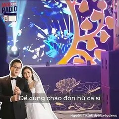 Hà Thanh Xuân Được "Vua Cá Koi" Hộ Tống Chạy Show Sau Đám Cưới | Điện Ảnh Net