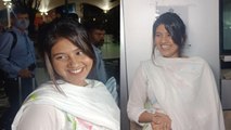 Anjali Arora मुंबई एयरपोर्ट पर हुईं Spot,  Munawar पर पूछा सवाल तो ऐसे शरमाईं Anjali | FilmiBeat