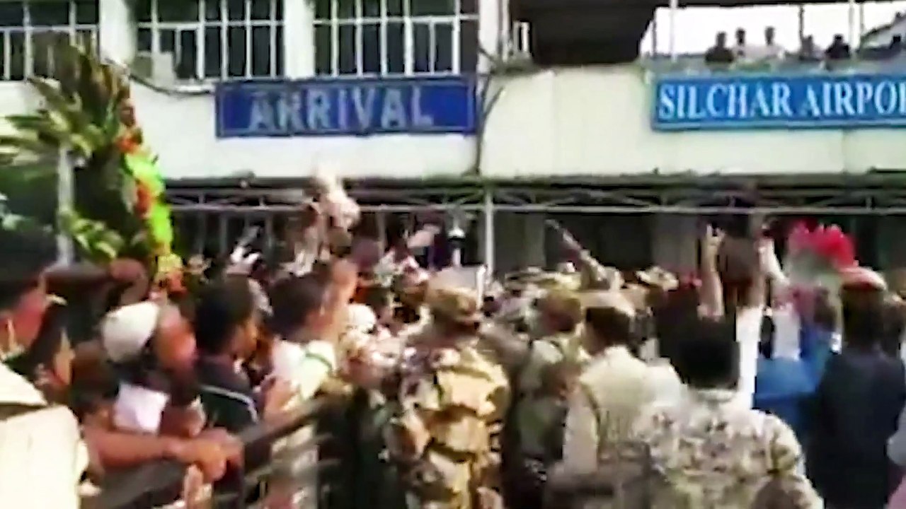 Maulana Badruddin Ajmal welcoming by pakistan zindabad slogans