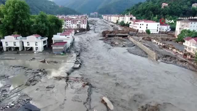 Son dakika haberi... Bozkurt'taki selde 17 kişinin öldüğü, 3 kişinin kaybolduğu Ölçer Apartmanı'nın müteahhidi tahliye edildi