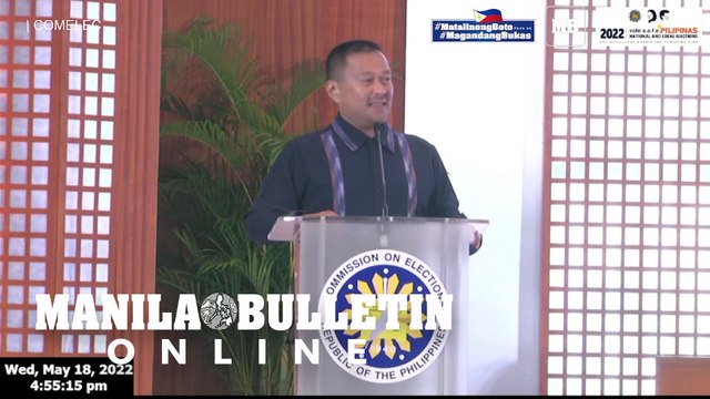 Senator-elect JV Ejercito receives his certificate of proclamation