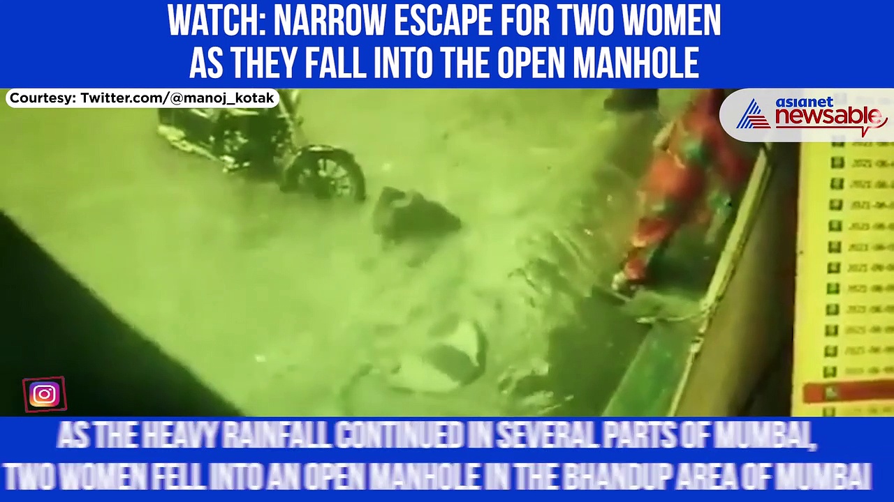 Women Narrowly Escape Sinking After Falling Into Open Manhole in Mumbai; Viral Video