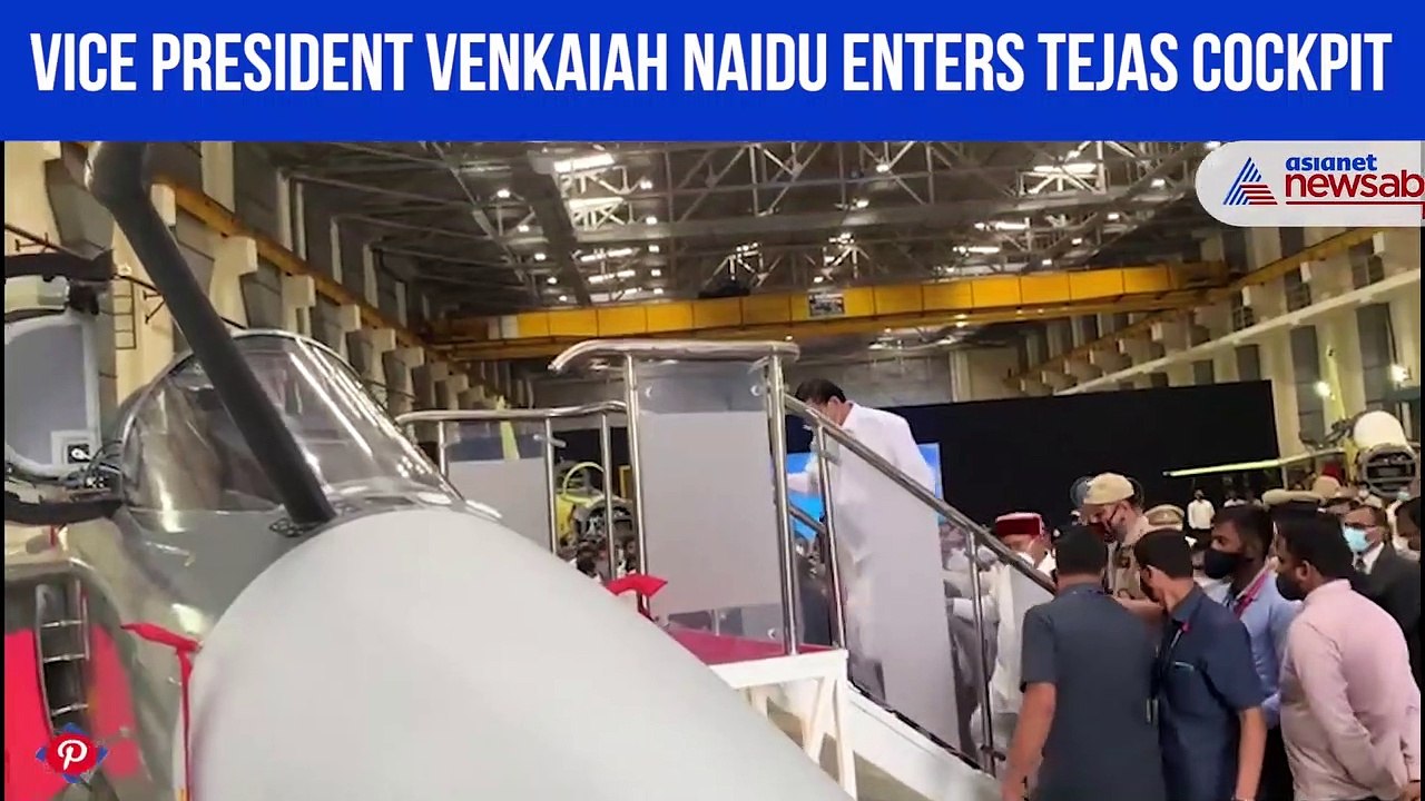 Venkaiah Naidu enters Tejas cockpit