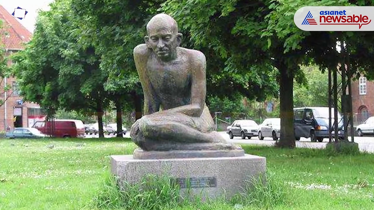 10 monuments dedicated to Mahatma Gandhi outside India