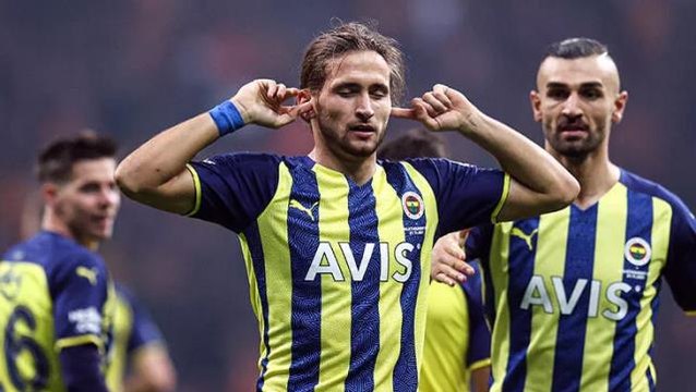 Fenerbahçe'nin yıldızına çılgın teklif! Rıdvan Dilmen Kadroya giremez dedi, dünya devine gidiyor