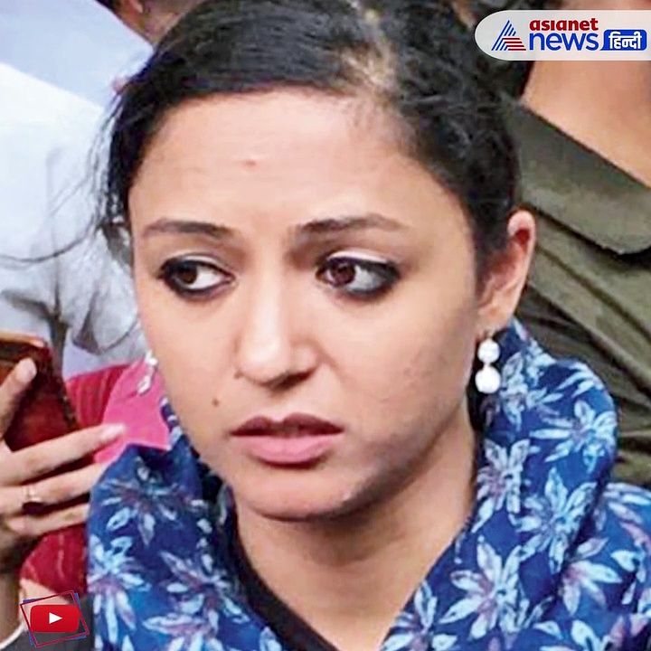 International Khabri: पिता सामने लाए Shehla Rashid का राज