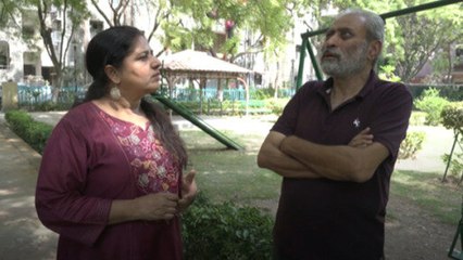Delhi's 'nest man' builds bird homes and awareness