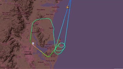Vendaval faz avião desistir de pouso em Joinville