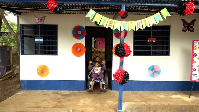 Comuna de Managua entrega dos viviendas dignas en el barrio Carlos Fonseca