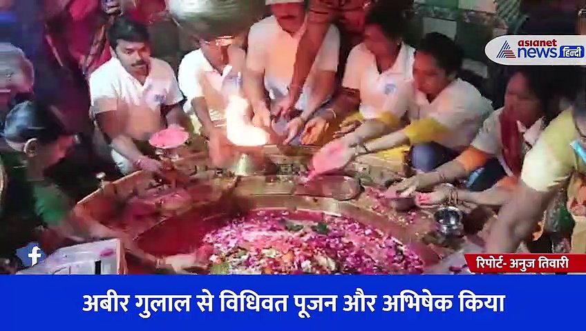 रंगभरी एकादशी पर काशी में मां गंगा की आरती, नमामि गंगे के सदस्यों ने की लोगों से ये अपील