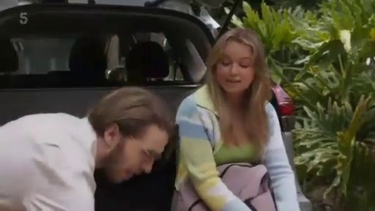 Neighbours 8849 21st June 2022