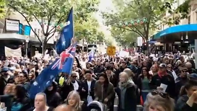 The opposition has accused the South Australian State Government of running a dark ages dictatorship, by retaining possible jail sentences for people who breach Covid restrictions.