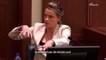 Whitney Henriquez raconte au tribunal avoir assisté à une dispute violente entre sa soeur, Amber Heard, et Johnny Depp: "Il l'avait attrapée par les cheveux d'une main et lui mettait des coups de l'autre"