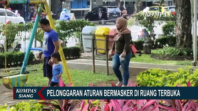 Kebijakan Bebas Masker di Ruang Terbuka Terlalu Cepat Diterapkan?
