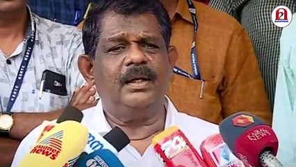 കുഴിയിലകപ്പെട്ട കെ എസ ആർ ടി സി യെ പടുകുഴിയിലേക്ക് തള്ളിയിടാൻ ഗതാഗത വകുപ്പ് മന്ത്രി
