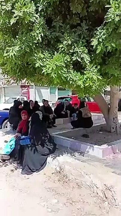 طلاب الشهادة الإعدادية يبدأون امتحانات نهاية العام في بورسعيد.. والمحافظ يتفقد اللجان