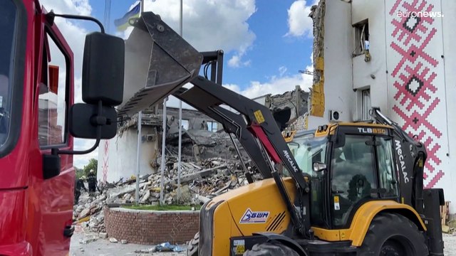 الغزو الروسي لأوكرانيا: روسيا تقول إن 1730 جنديا أوكرانيا استسلموا في آزوفستال منذ الاثنين