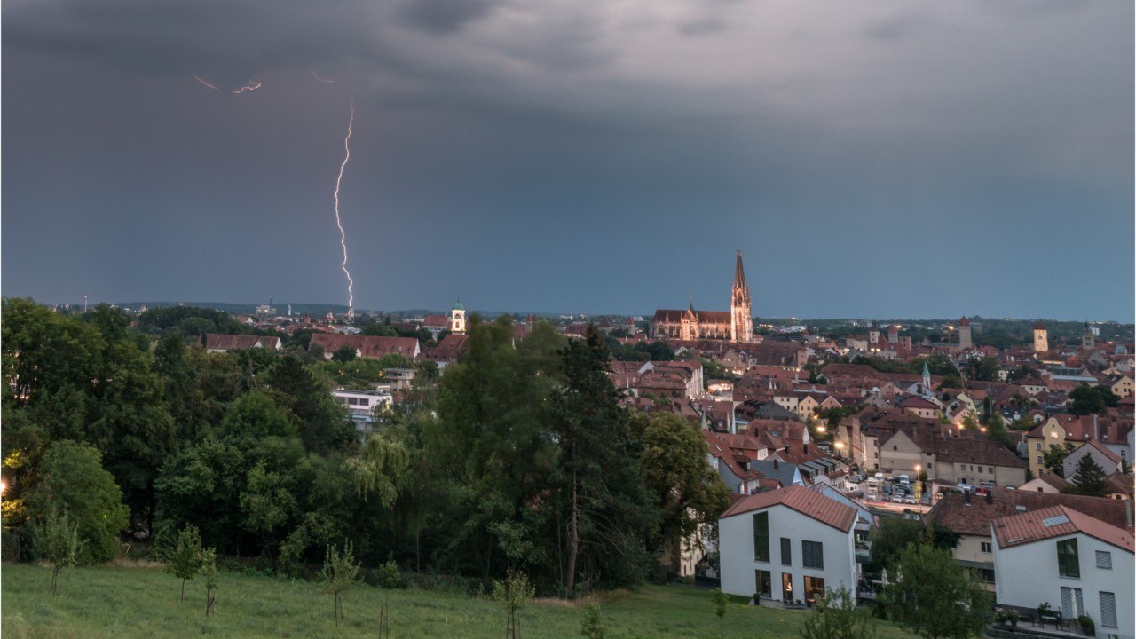 Kräftige Gewitter und Starkregen erwartet