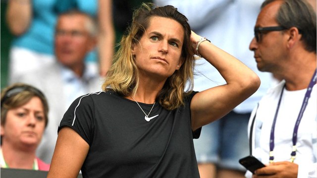 GALA VIDÉO - Amélie Mauresmo maman “pas hyper sévère” : rares confidences sur ses deux enfants
