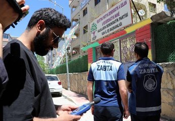 HDP&#039;NİN EVLAT NÖBETİNE TEPKİ AMAÇLI ÇALDIĞI YÜKSEK SESLİ MÜZİĞE 5 BİN TL CEZA