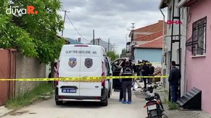 Eskişehir: Annesini öldürüp, 3 komşusunu yaralayan çocuk aranıyor