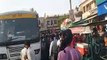 roadways bus : रोडवेज बस की वायरिंग में अचानक लगी आग, खिड़कियों से कूदे यात्री-video