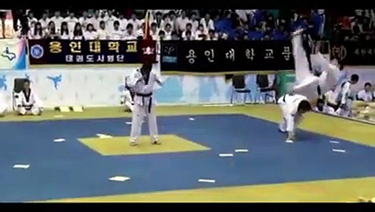 Poomsee 6- la 6° forme de tae kwon do    YOUK-JANG  L'EAU.