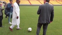De jeunes espoirs sénégalais accueillis au Standard et à Bruxelles pour soutenir une académie de foot du Sénégal