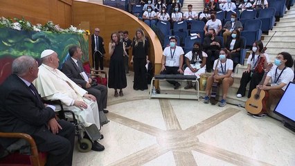 El papa lanza junto a Bono un movimiento de estudiantes por la defensa del medio ambiente